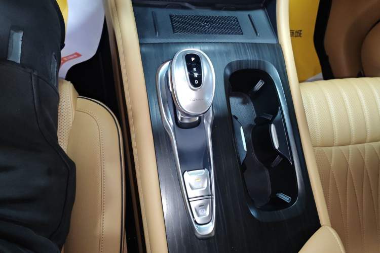 Used VOYAH Dream 2024 PHEV Ultra-Long Range Flagship Edition