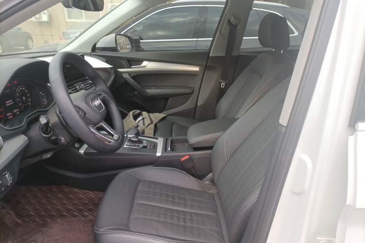 Used Audi Q5L 2020 Updated 40 TFSI Prestige Fashion Edition
