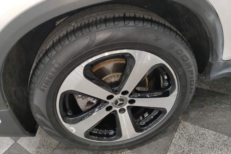 Used Mercedes-Benz GLC 2019 GLC 260 L 4MATIC Luxury Model
