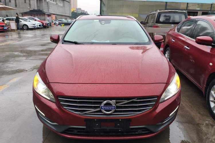 Used Volvo V60 2014 T5 Zhiya Edition