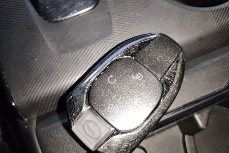 Used GAC Trumpchi EMKOO 2022 1.5T Supernova Pro Edition
