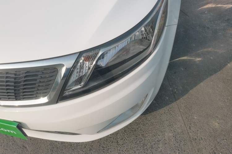 Used Kia K2 2012 Sedan 1.4L Automatic GLS Commemorative Edition