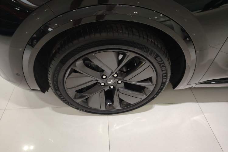 Used Li Auto L9 2024 Pro Model
