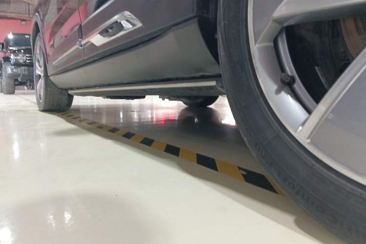 Used Geely Auto Haoyue L 2023 2.0T DCT Flagship Version
