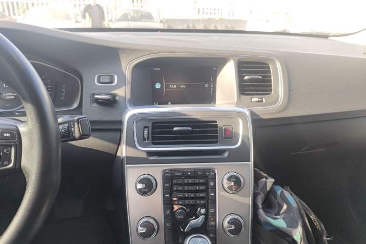 Used Volvo S60 2017 S60L T3 Smart Drive Edition
