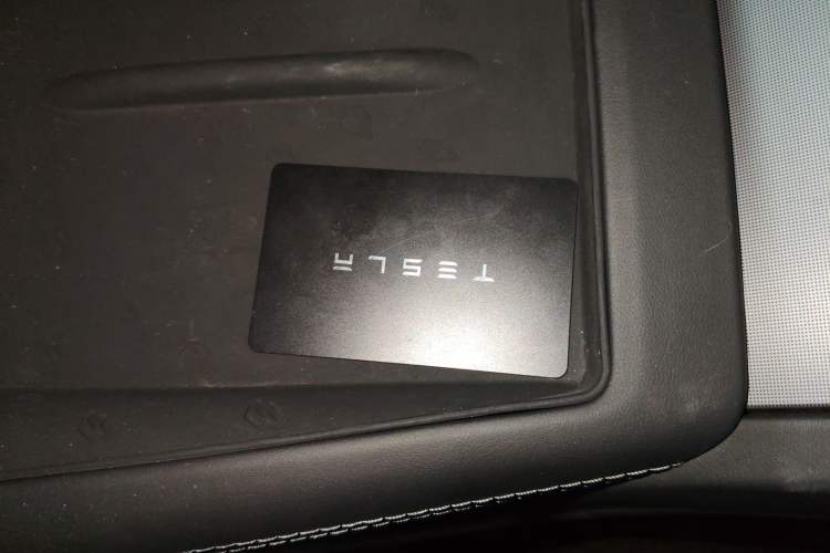 Used Tesla Model 3 2023 Rear-Wheel-Drive Version
