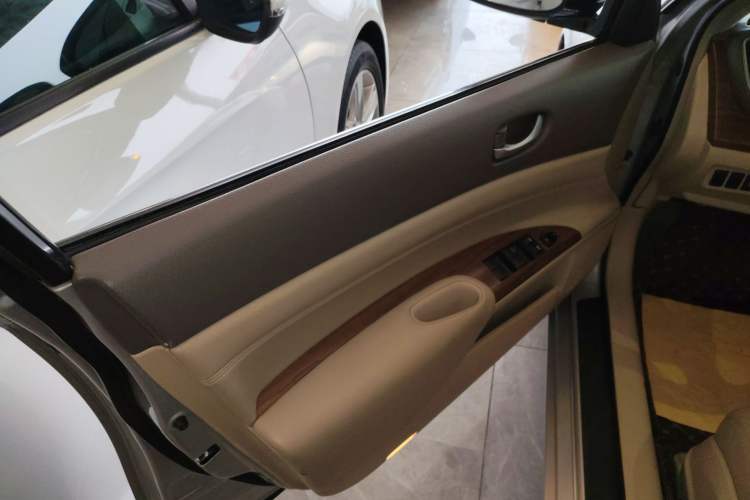 Used Nissan Teana 2012 2.5L XL Smart Enjoyment Version
