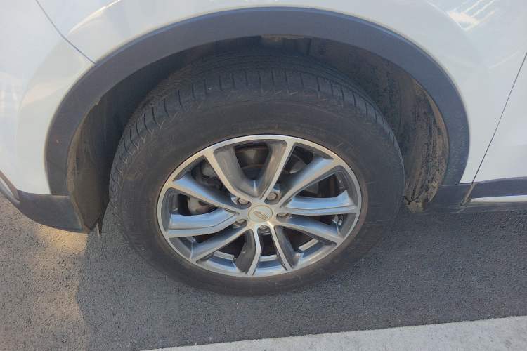 Used Geely Auto Emgrand X7 Sport 2018 1.8TD Automatic Two-Wheel Drive Smart Connect 4G Internet Edition