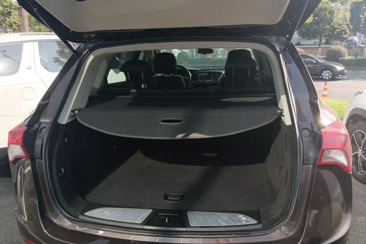 Used Buick Envision 2018 20T Two-Wheel-Drive Elite Model
