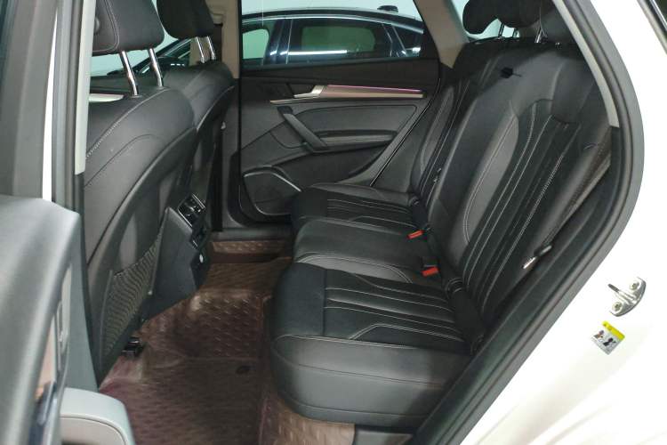 Used Audi Q5L 2022 40T Luxury Dynamic Model
