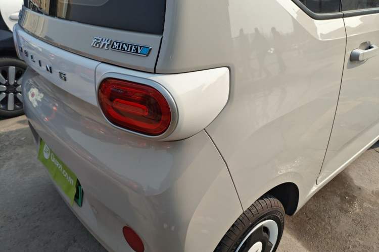 Used Wuling Hongguang MINIEV 2024 3rd Generation 215km Youth Edition
