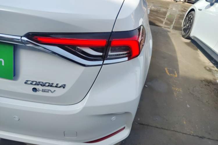 Used Toyota Corolla 2024 1.8L Smart Electric Hybrid Dual-Engine Elite Edition
