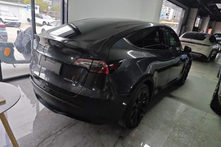 Used Tesla Model Y 2024 Rear-Wheel-Drive Version