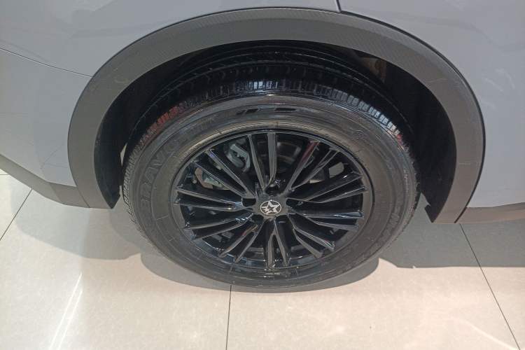 Used Venucia V 2021 260T Idol Edition
