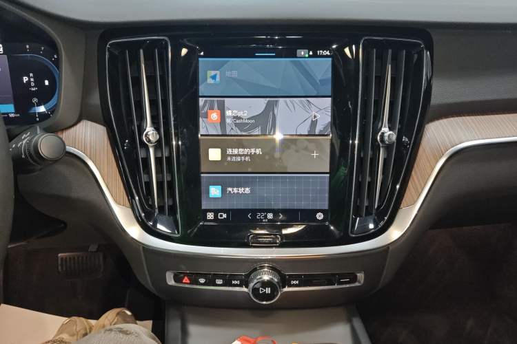 Used Volvo S60 2024 B4 Zhiyuan Luxury Edition
