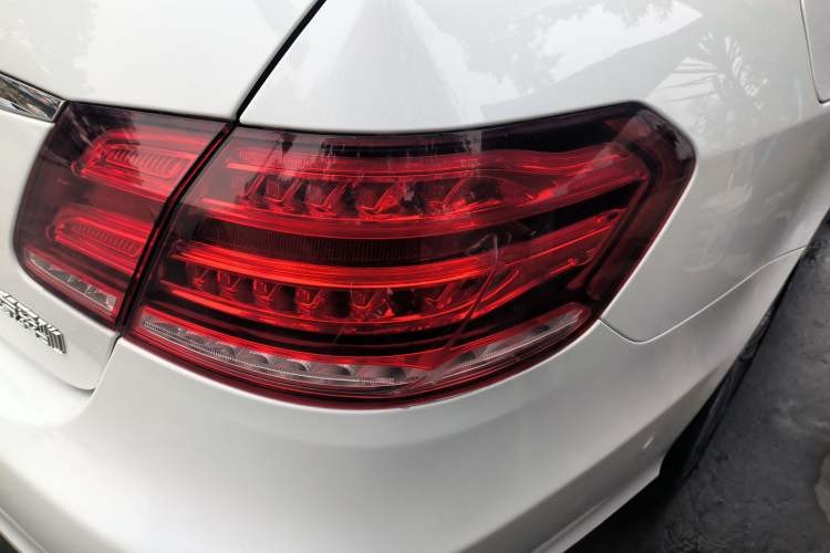 Used Mercedes-Benz E-Class 2015 Facelift E 200 L Sport Edition