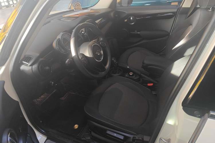 Used  MINI 2018 1.5T ONE PLUS Five-Door Edition
