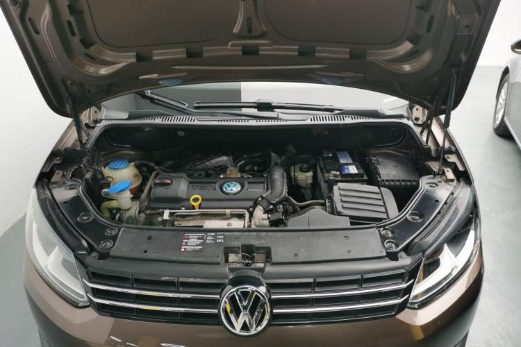 Used Volkswagen Touran 2013 1.4T Manual Fashion Edition 5 Seats
