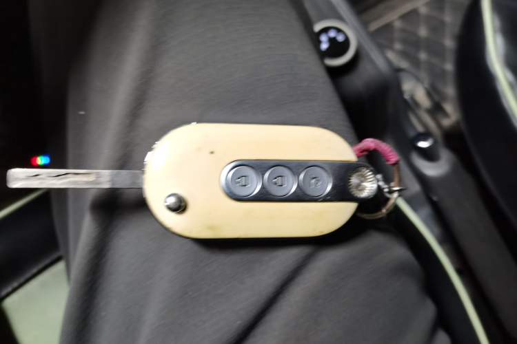 Used Wuling Hongguang MINIEV 2022 Macaron Premium Model – Lithium Iron Phosphate