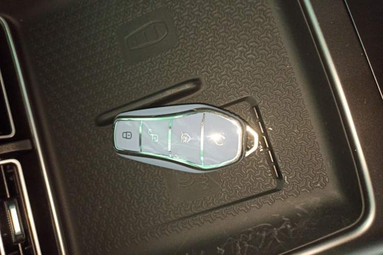 Used BYD Song Pro New Energy 2025 Second-Generation Intelligent Driving Version DM-i 115KM Superior Trim