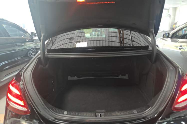 Used Mercedes-Benz E-Class 2019 Restyled E 300 L Sport Luxury Edition