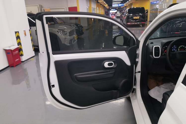 Used Roewe Clever 2022 311km QiQi BoBo Edition
