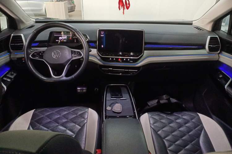 Used Volkswagen ID.6 CROZZ 2022 Long-Range PRO Edition