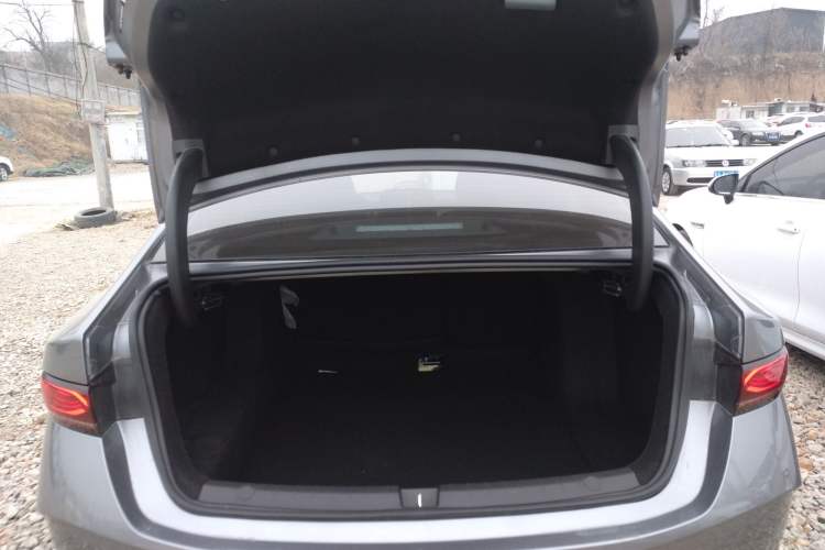 Used BYD Qin PLUS 2025 DM-i Smart Drive 55KM Beyond Model
