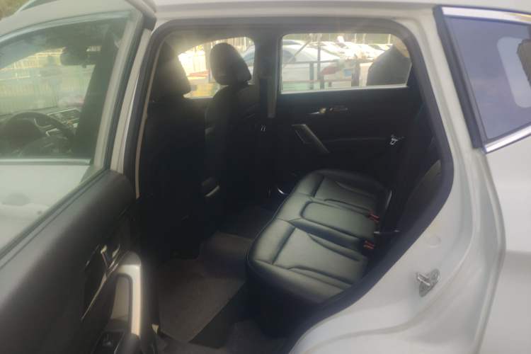 Used Haval H2 2016 Red Label 1.5T Manual Two-Wheel Drive Elite Model