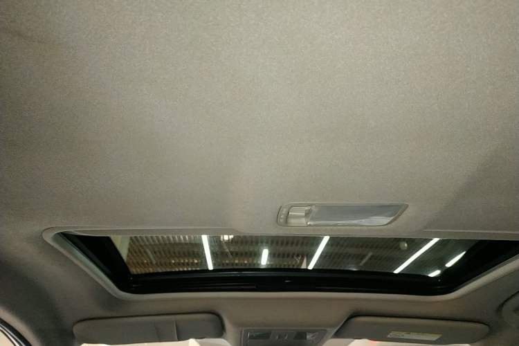 Used Nissan Tiida 2016 1.6L CVT Smart Drive Edition
