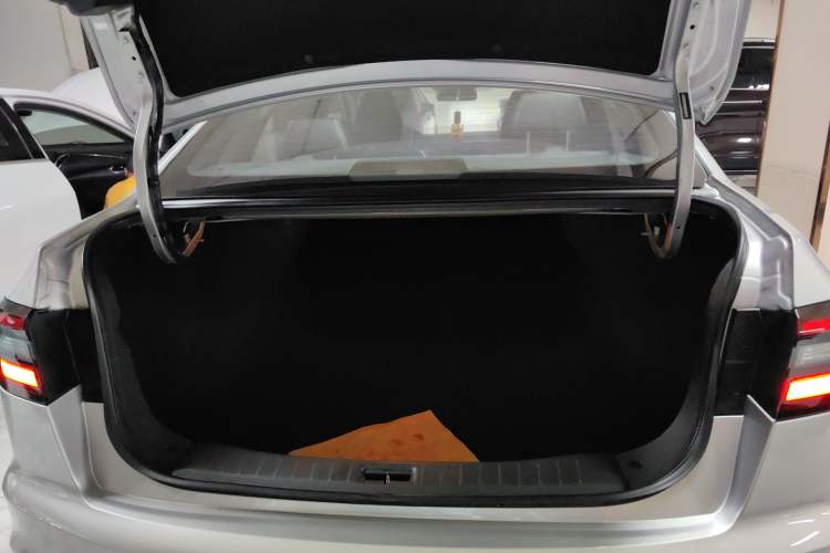 Used Venucia D60 2021 PLUS 1.6L XL CVT Yue Ling Edition
