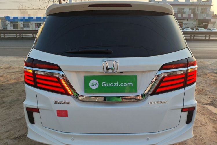 Used Honda Elysion 2016 2.4L Comfort Edition
