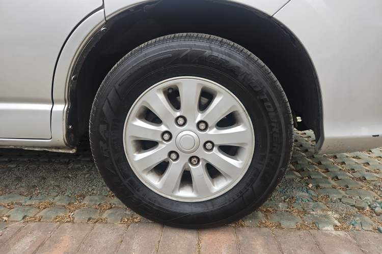 Used Jinbei Grace 2014 2.0L Luxury Short-Wheelbase 7-Seater 1TR
