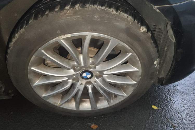 Used BMW 5 Series 2014 525Li Luxury Design Package
