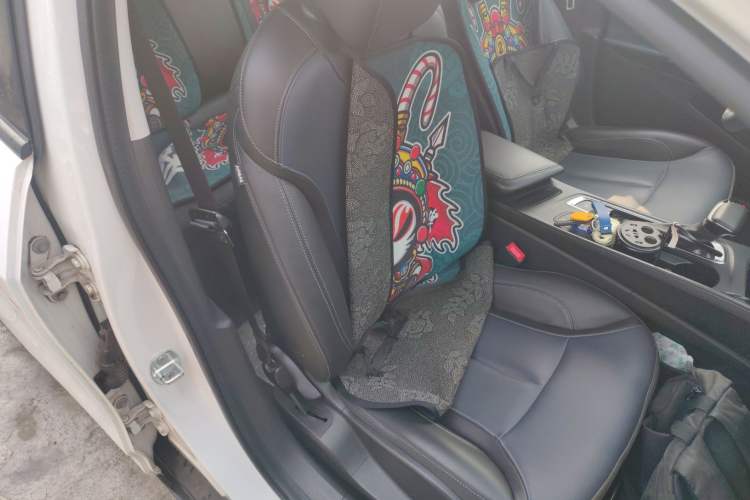 Used Buick Velite 6 2019 Connected Fashion Model
