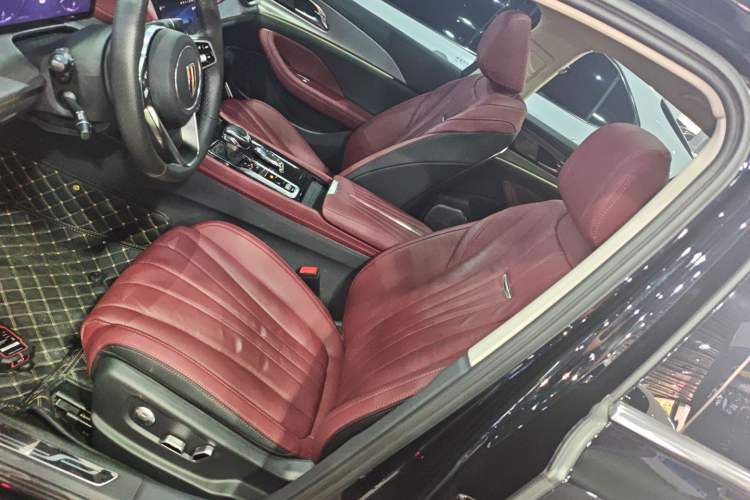 Used Hongqi H5 2024 2.0T Automatic Smart Connect Flagship Edition
