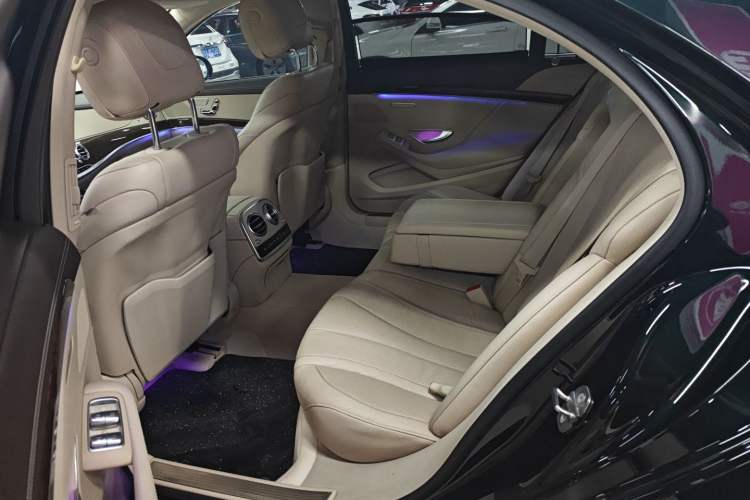 Used Mercedes-Benz S-Class 2019 S 320 L
