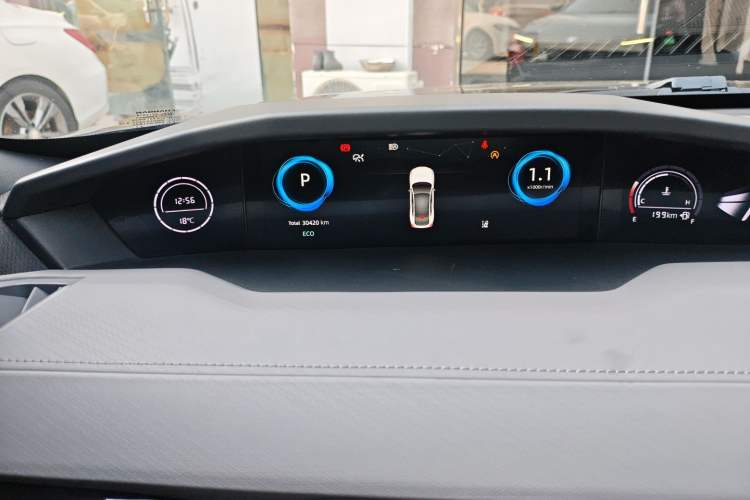 Used Changan UNI-V 2022 1.5T Smart Navigation Version
