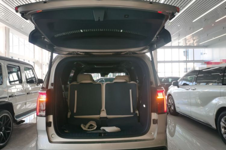 Used Zeekr 009 2022 WE Edition
