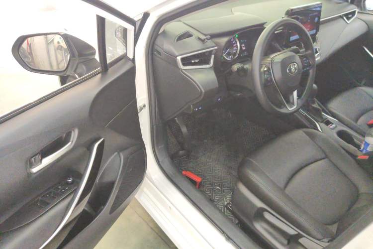 Used Toyota Corolla 2021 Dual-Motor 1.8L E-CVT Elite Edition
