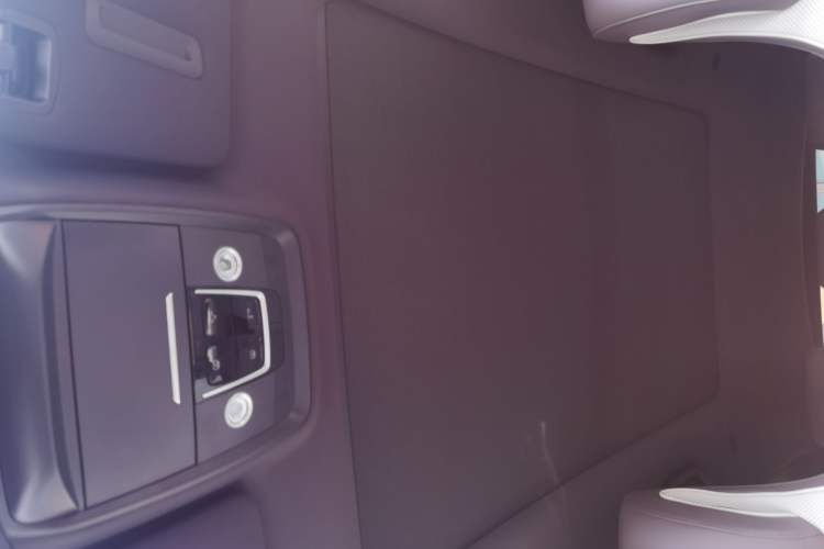 Used BYD Song PLUS New Energy 2025 DM-i Intelligent Driving 160KM Flagship Model
