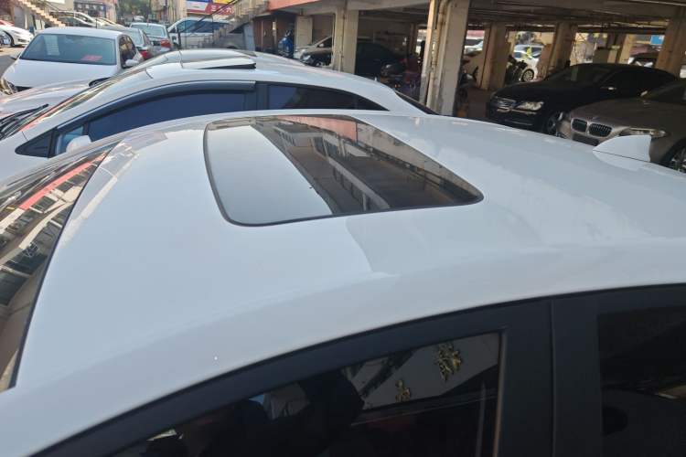 Used Chevrolet Monza 2019 RS 330T Automatic Comfort Edition China VI Standard