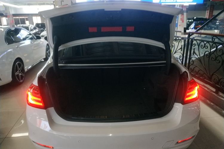 Used BMW 3 Series 2015 320Li Luxury Edition Fashion Model
