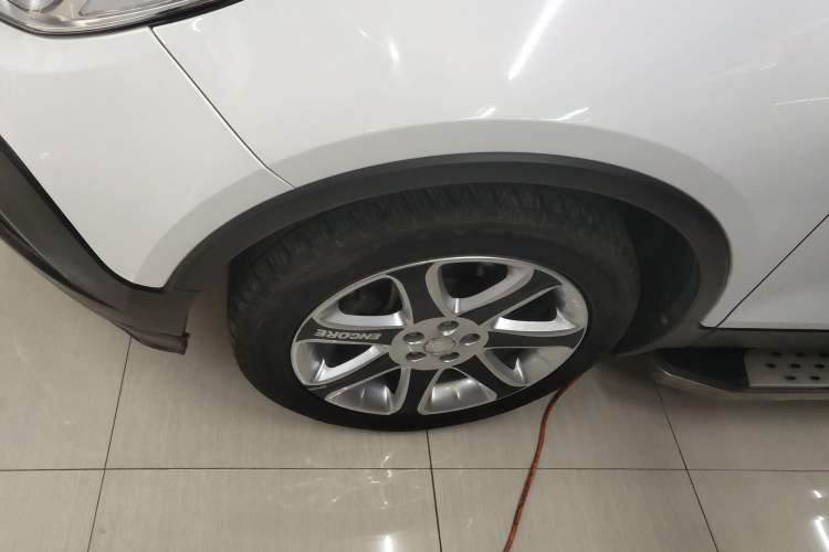 Used Buick Encore 2015 1.4T Automatic Two-Wheel Drive Urban Elite Version