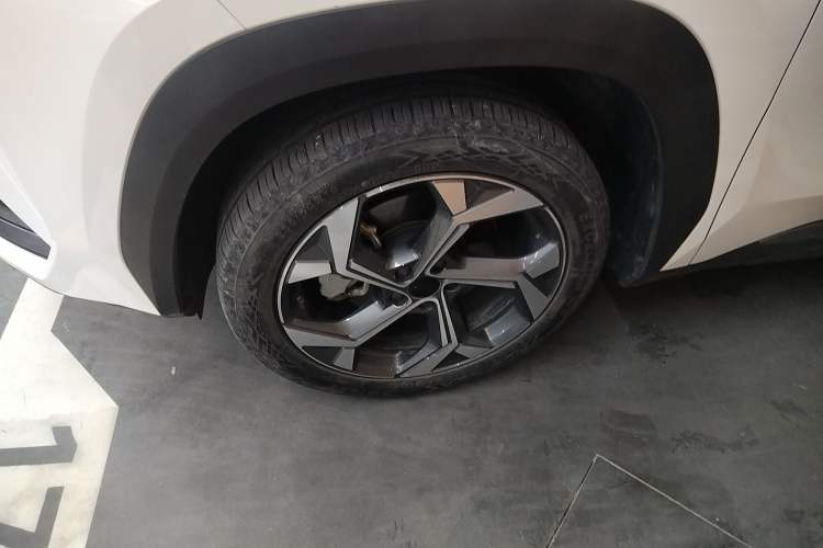 Used Geely Auto FX11 2023 1.5TD DCT Prestige Edition
