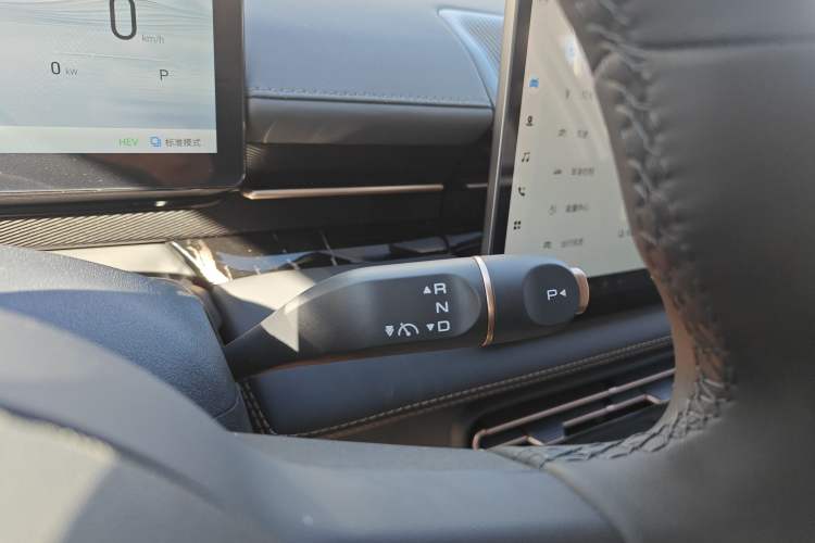 Used Wuling Xingguang 2025 70km Smart Standard Version
