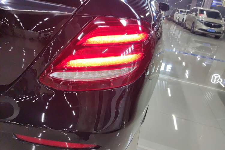 Used Mercedes-Benz E-Class 2019 Facelifted E 300 L Stylish Version
