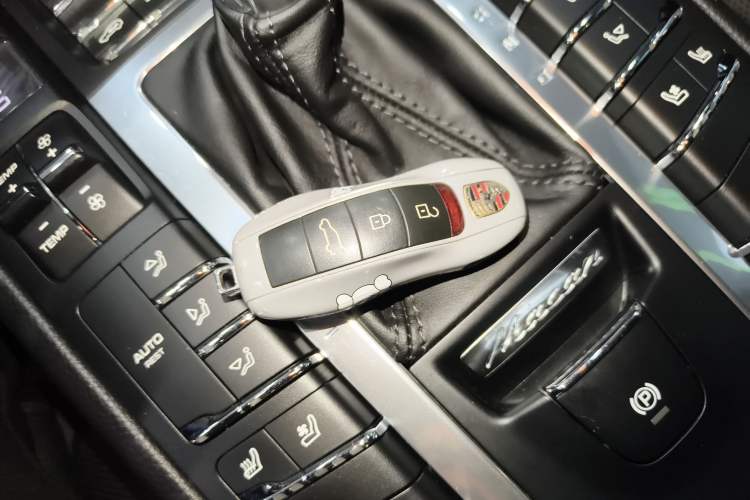 Used Porsche Macan 2018 Macan 2.0T
