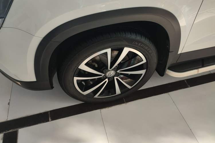 Used Volkswagen Tharu 2020 280TSI Two-Wheel Drive Luxury Edition China VI Standard
