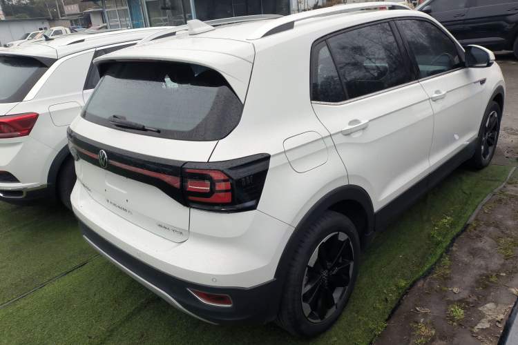 Used Volkswagen Tacqua 2023 200TSI DSG Joy-Connect Edition